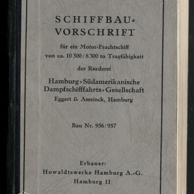 Grau-schwarzer Buchdeckel eines historischen Hefts mit großem Titel 