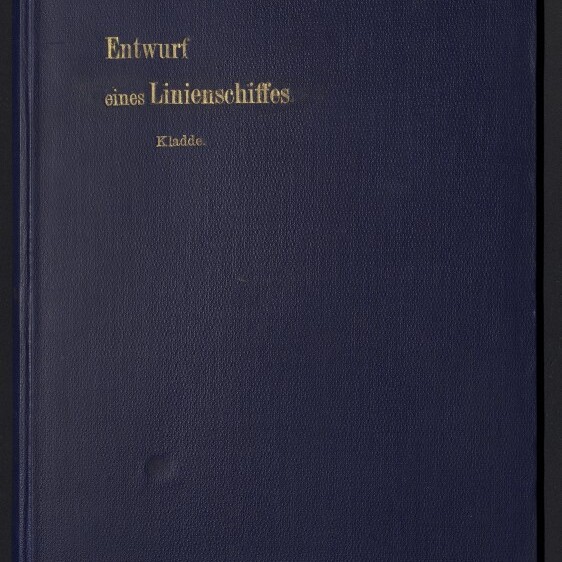 Dunkelblauer Buchdeckel mit goldener Prägung 'Entwurf eines Linienschiffes. Kladde.' oben links, Museumslogo und Schriftzug 'Internationales Maritimes Museum Hamburg' unten links sowie der goldenen Signatur 'Otto.' unten rechts.