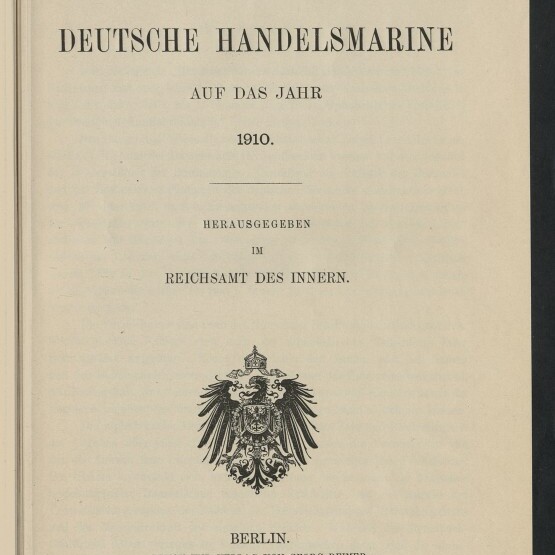 Titelblatt eines Buches mit dem Schriftzug „Handbuch für die Deutsche Handelsmarine auf das Jahr 1910“, darunter der deutsche Reichsadler als Wappen, Verlagshinweis und ein Stempel des Internationalen Maritimen Museums Hamburg.