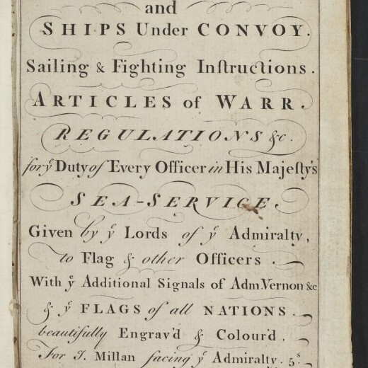 Altes, dekorativ gestaltetes Titelblatt eines maritimen Handbuchs mit kalligrafischen Schriftzügen ‚Signals for the Royal Navy and Ships Under Convoy‘, weiteren Zeilen zu Segel‑ und Kampfanweisungen, Vorschriften und Flaggen sowie dem Logo des Internationalen Maritimen Museums Hamburg unten links.