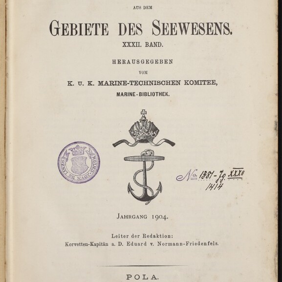 Titelblatt einer 1904 erschienenen Ausgabe Mitteilungen aus dem Gebiete des Seewesens, mit Ankerwappen und Stempeln.