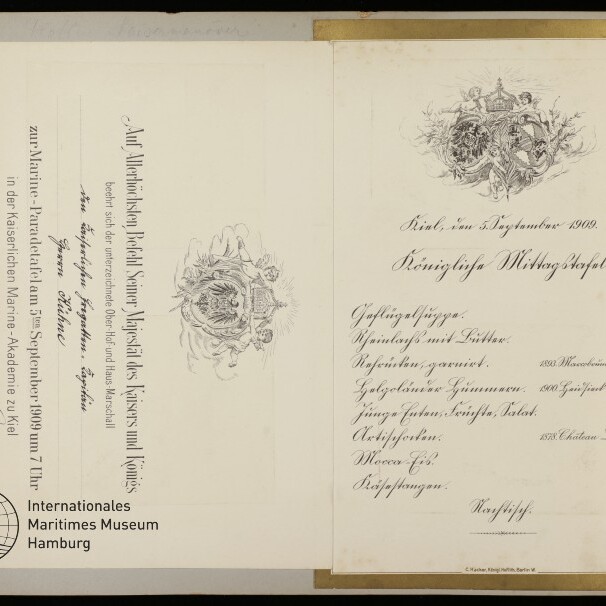 Geöffnete Urkunde (1909) mit reich verziertem Wappen, deutscher Kalligraphie und Museumslogo unten links.